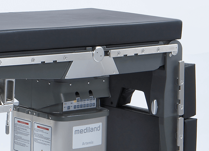 Artemis 電動油壓手術台