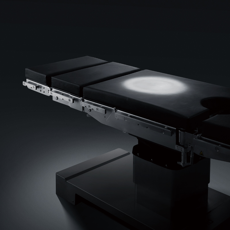 C800 electro-hydraulic operating table with advanced hydraulic system for smooth positioning Image description